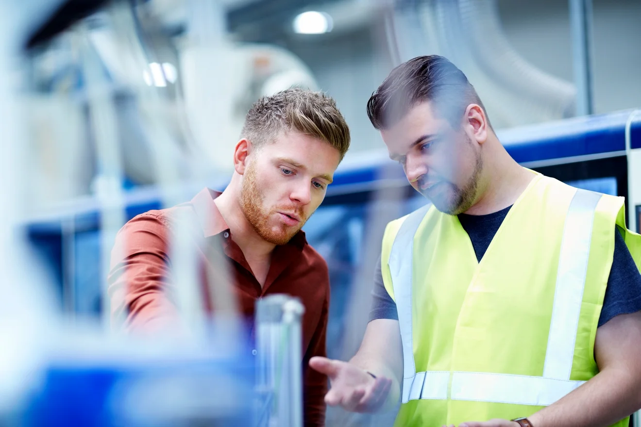 Schmuckbild zwei Männer im Arbeitskontext