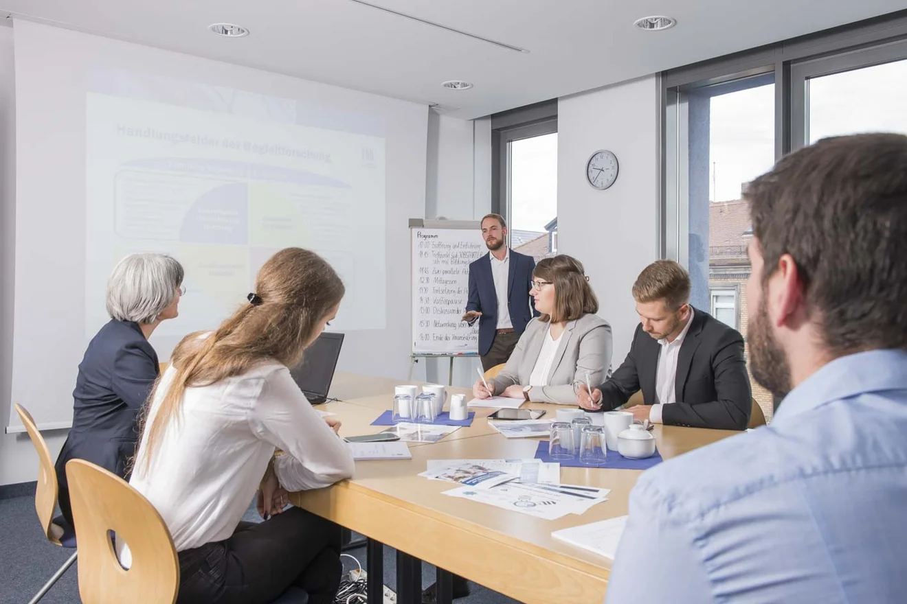 Schmuckbild Büro Workshopszene